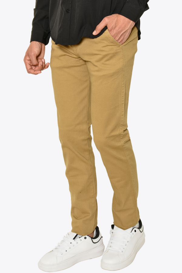 Pantalón Gabardina Corte Slim Café