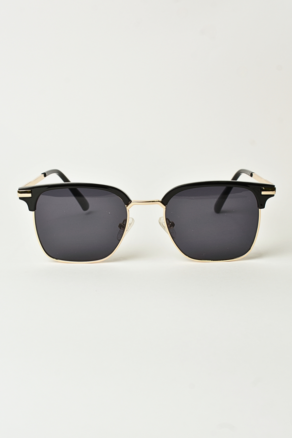 Lente Wayfarer Clásico Negro Dorado