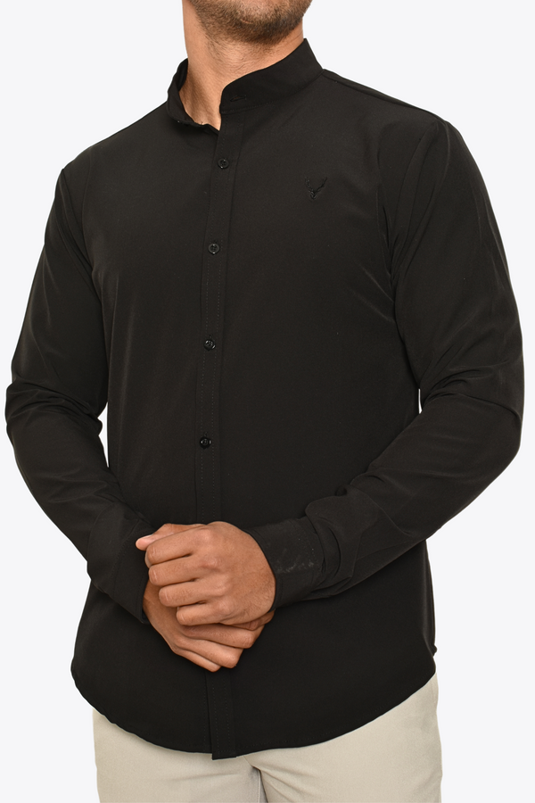 Camisa Negra Moller Cuello Mao Antifluidos Venado