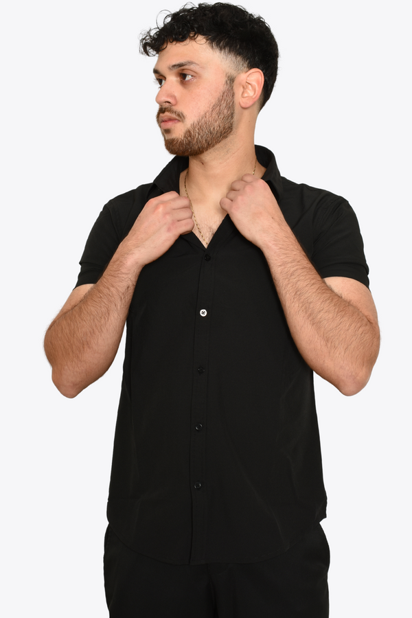 Camisa Negra Cuello Tipo Sport Antifluidos M.C