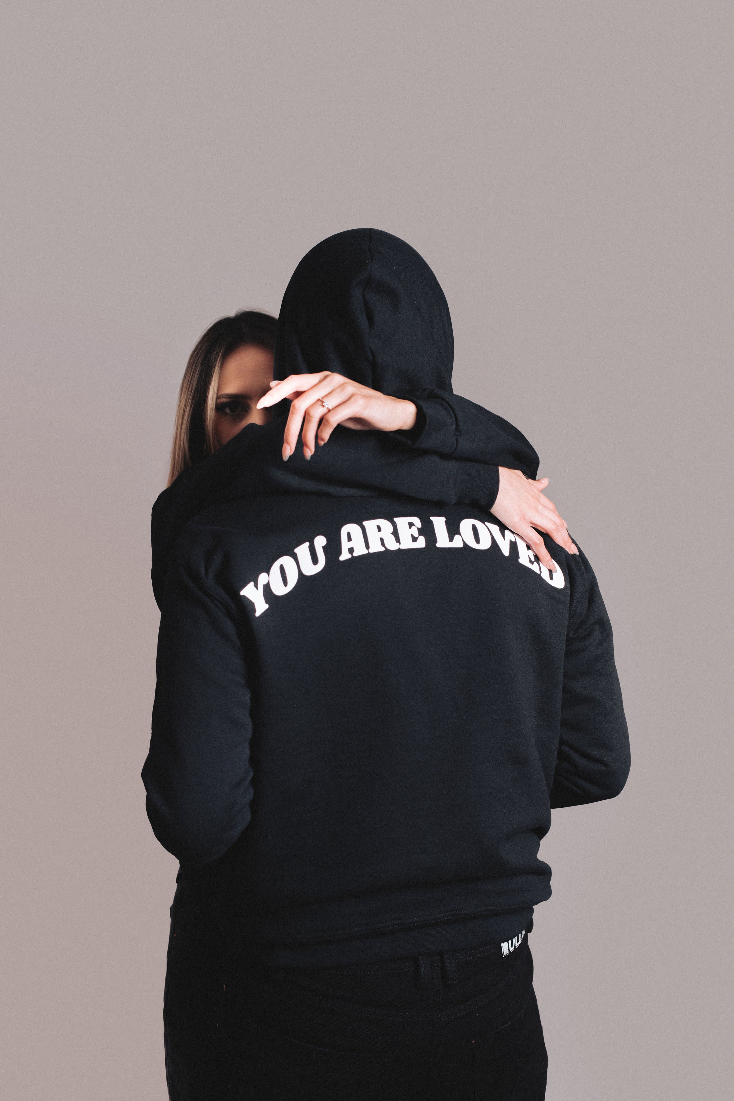 Hoodie Azul Marino Slim Fit You Are Loved