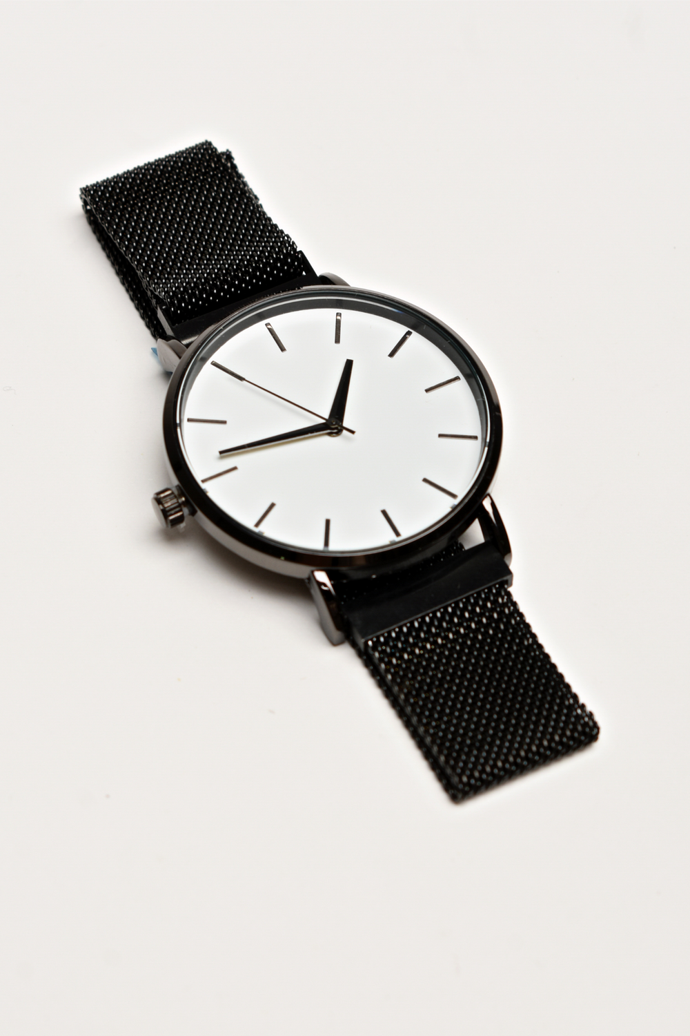 Reloj Negro Blanco Metal Mollerclothing