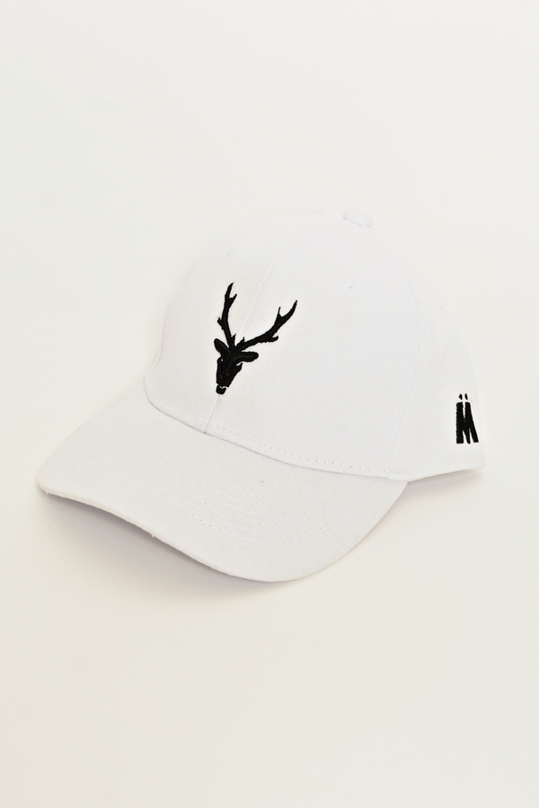 Gorra Blanca Venado Negro