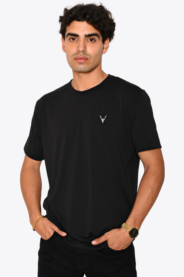 Playera Caída Regular Negra Venado Pecho