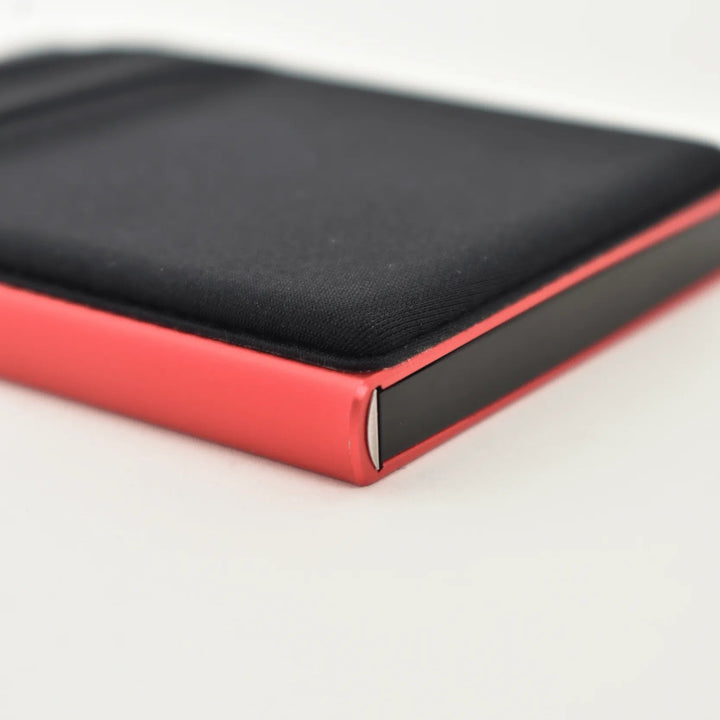 Tarjetero Minimalista Rojo Moller Detalles Bordes