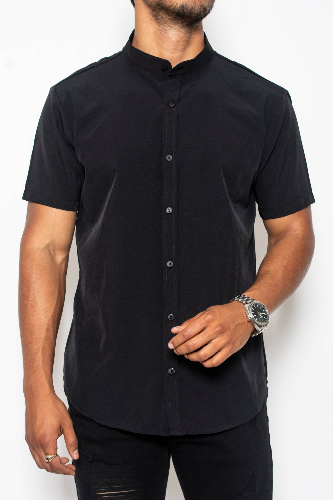 Camisa Manga Corta Negra Cuello Mao MLLR